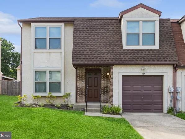 79 Sandpiper Dr, Voorhees, NJ 08043