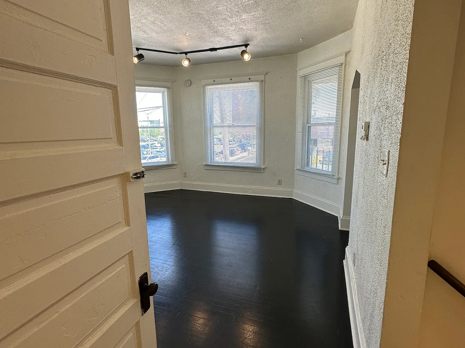 1 bed, 500 sqft, $750 — Photo 3