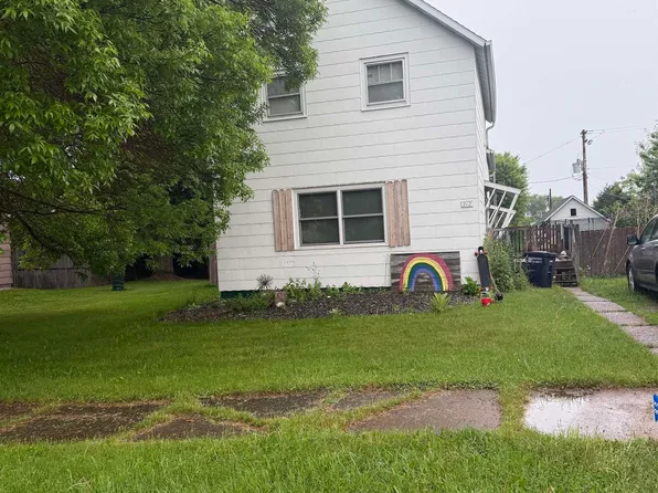 212 W Pine St, Washburn, WI 54891