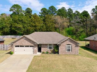 4008 N Hartford Ave, Russellville, AR 72802