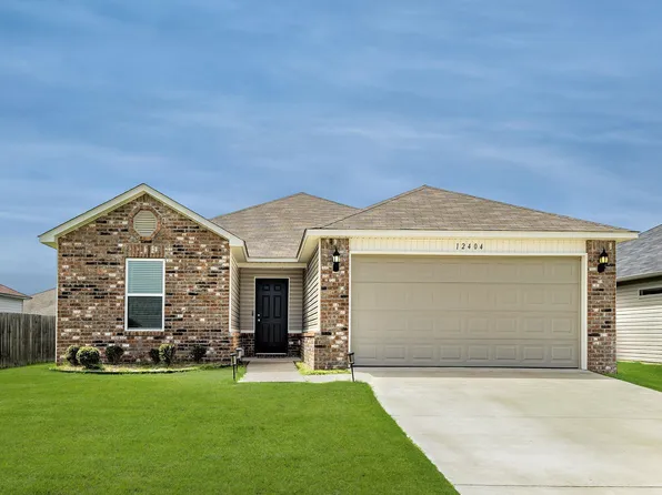 12404 Vernonia Dr, North Little Rock, AR 72117