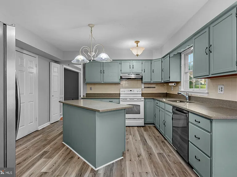 3034 Pebble Beach Dr — Photo 9