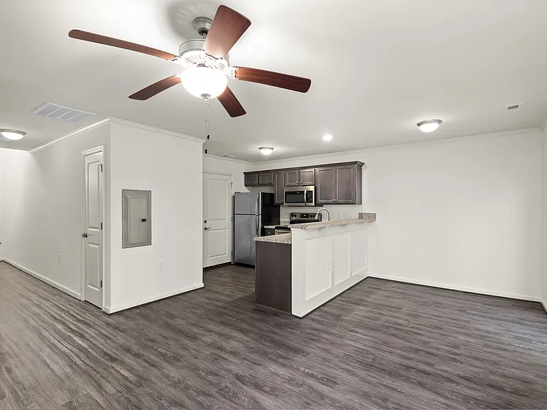 451 Sullivan Loop Rd — Photo 13