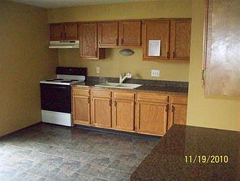 2nd image of 339 Fairgrove St