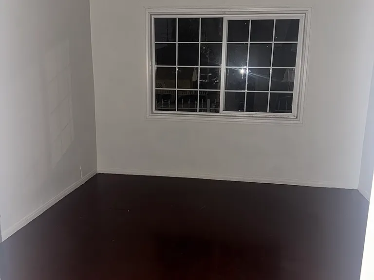 1st bedroom
