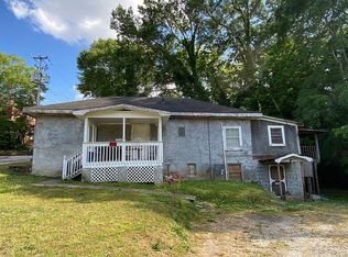 49 Pinson St, Newnan, GA 30263