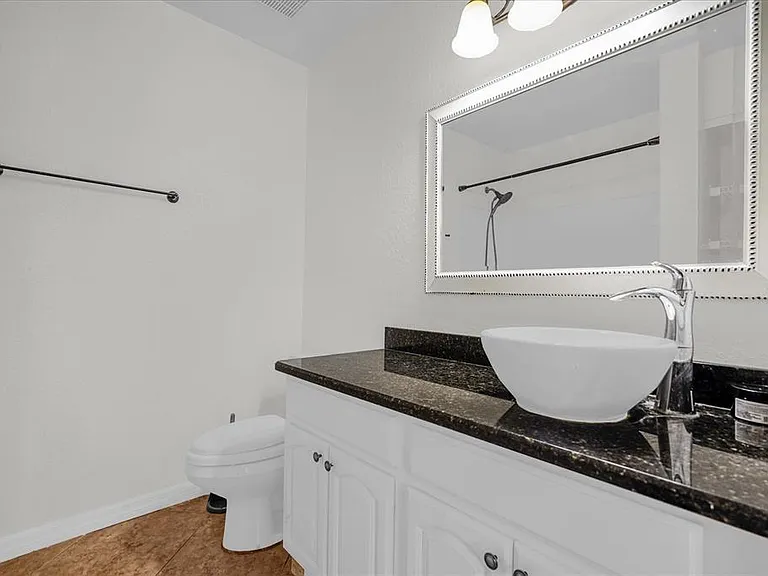 13953 Fairway Island Dr #618 — Photo 11