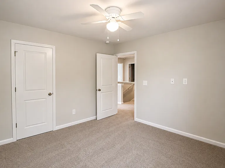 250 Bent Holly Dr — Photo 16