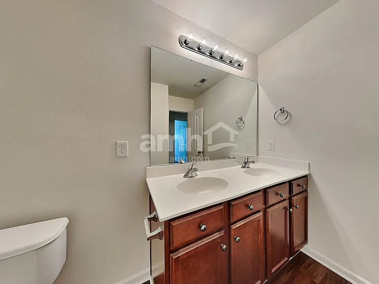 4875 Old Towne Village Cir — Photo 15