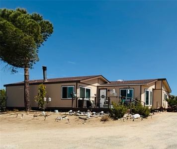 2033 Hollister Rd, Pinon Hills, CA, 92372