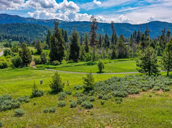 202 Cold Creek Ct, McCall, ID 83638