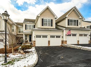 69 Beacon Hill Ter UNIT 69, Bethel, CT 06801
