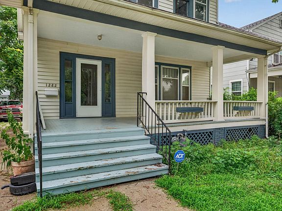 4th image of 1282 SW College Ave