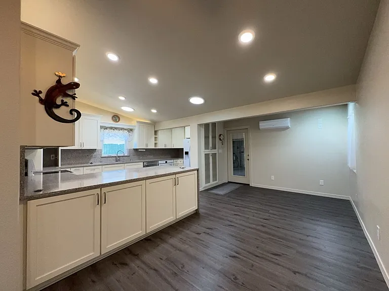 5125 Camino De Arena — Photo 6