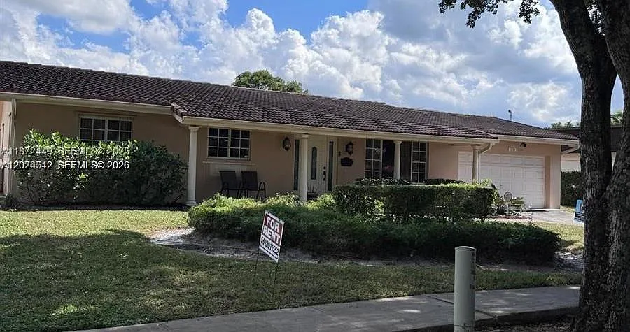 Mirror Lake Estates Sec 1 — Photo 1