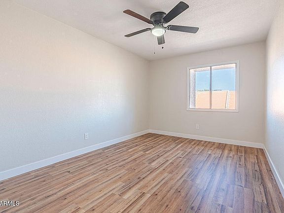 4th image of 7434 N 44TH Drive