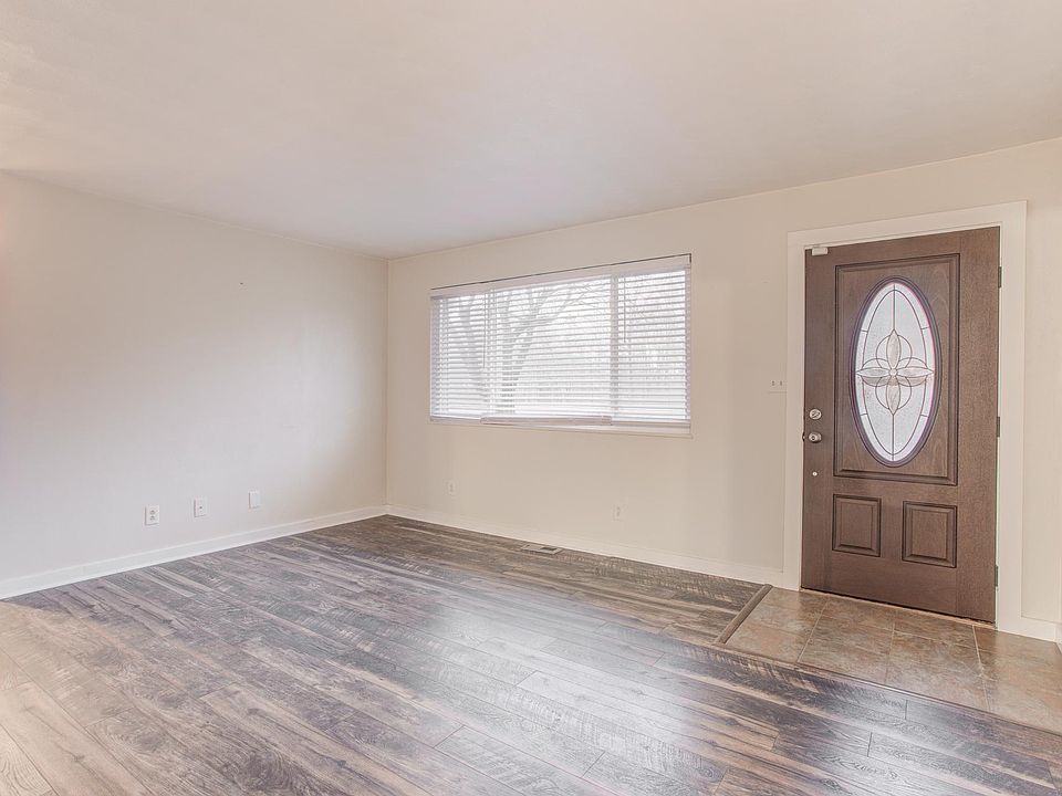 2282 Us Route 40, Tipp City, OH 45371 Zillow