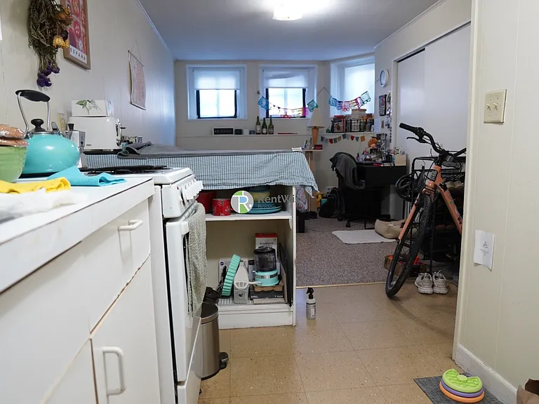 1126 Commonwealth Ave #A — Photo 6