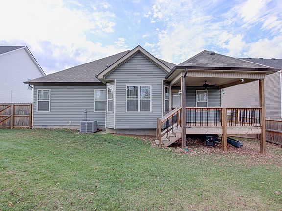 5th image of 1329 Sussex Dr