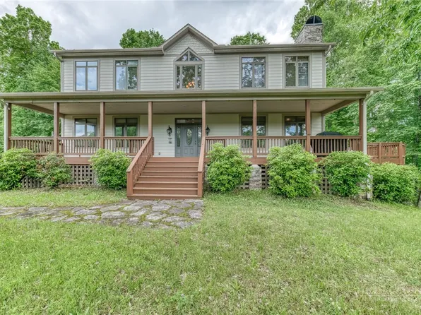 386 Billy Goat Bluff, Elk Park, NC 28622