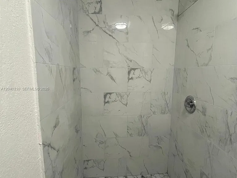 6801 SW 22nd St #2 — Photo 9