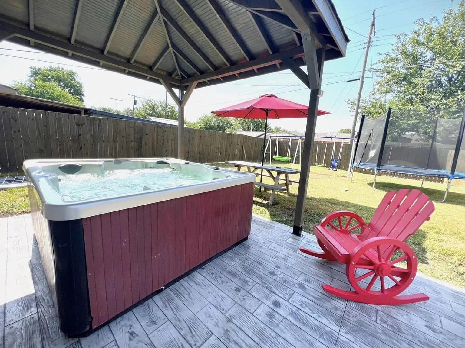 4 bed, 1328 sqft, $3,680 — Photo 1