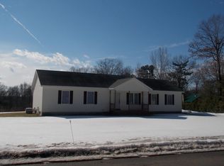 51 Eagan Rd, Queensbury, NY 12804