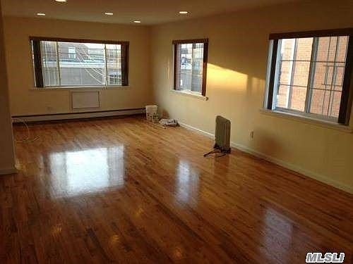 1st image of 1922 76th St
