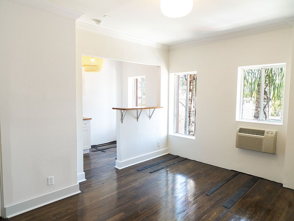 1st image of 1975 N Beachwood Dr APT 402