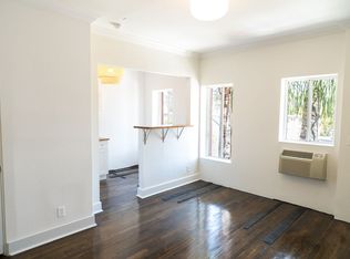 1975 N Beachwood Dr APT 402, Los Angeles, CA 90068