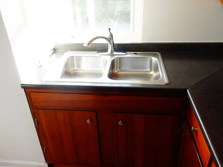 8400 Greenwood Ave — Photo 56