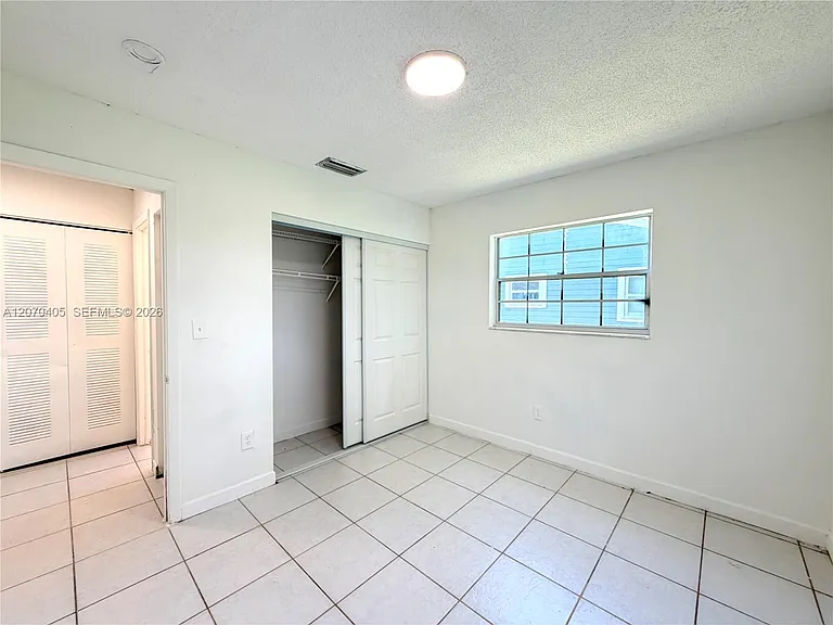 9850 W Heather Ln — Photo 12