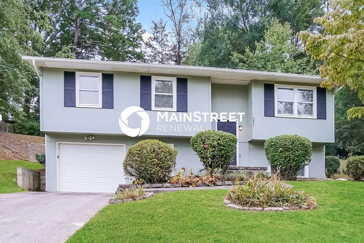 Front View - 5622 Aloha Ave