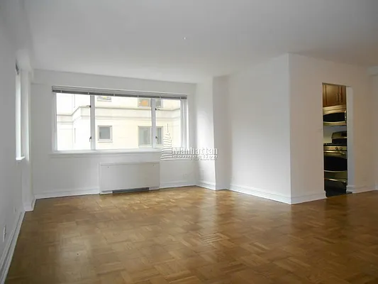 Rented by Manhattan Connection | media 15