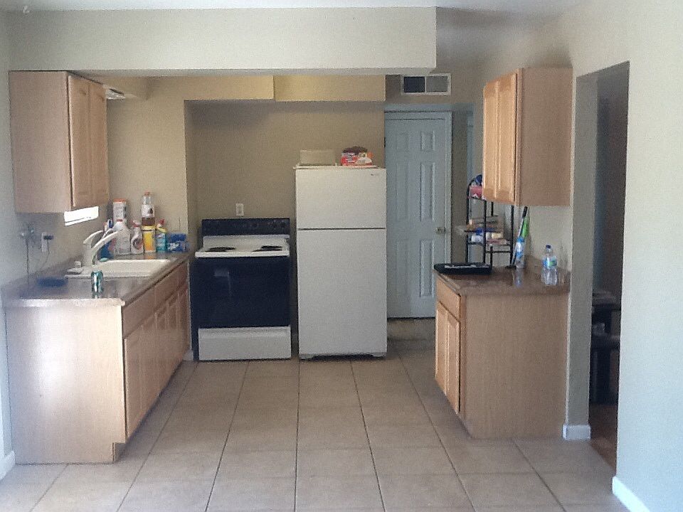 2nd image of 1339 W 14th St