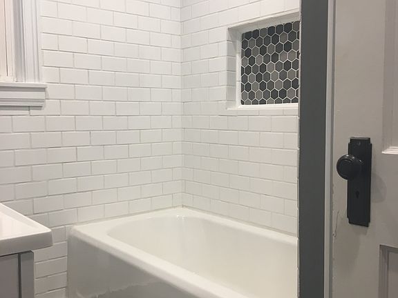 2nd image of 185 Harcourt Dr