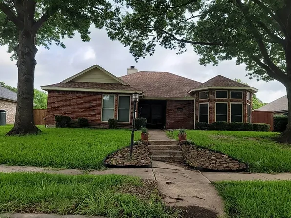 8909 Pine Forest Dr, Rowlett, TX 75088