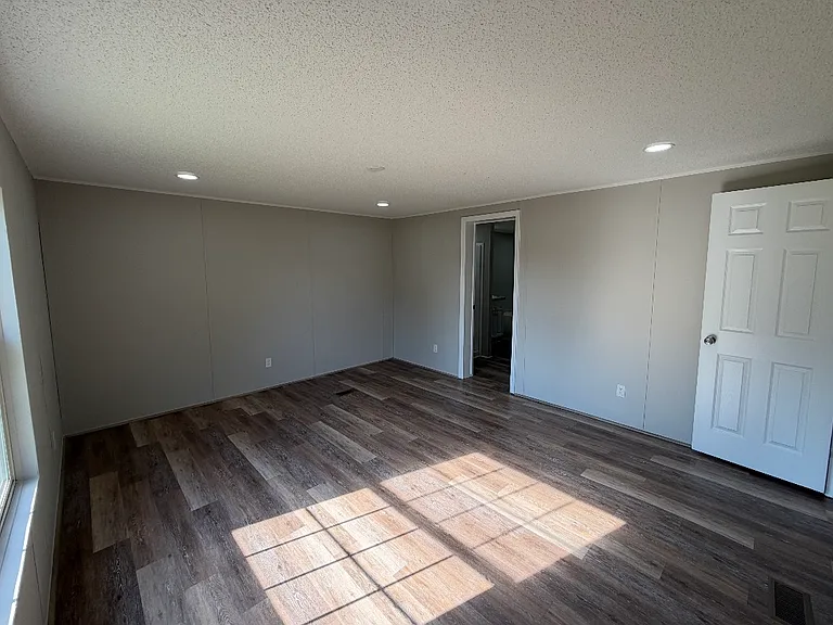 109 Corn Rd — Photo 10