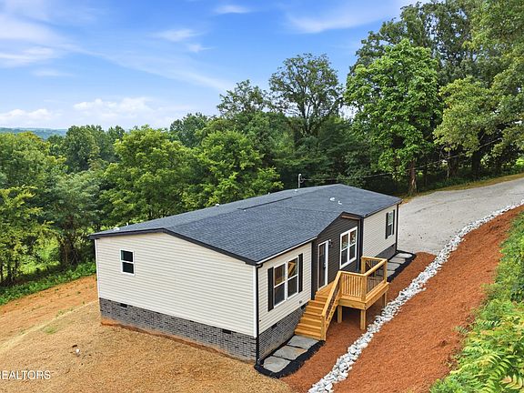 5th image of 3827 Demory Rd