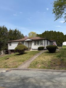 8 Tanyard Rd, Dudley, MA, 01571
