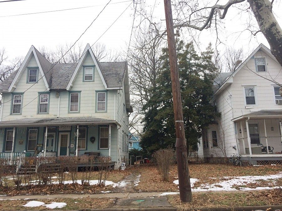2nd image of 21 Rowland St