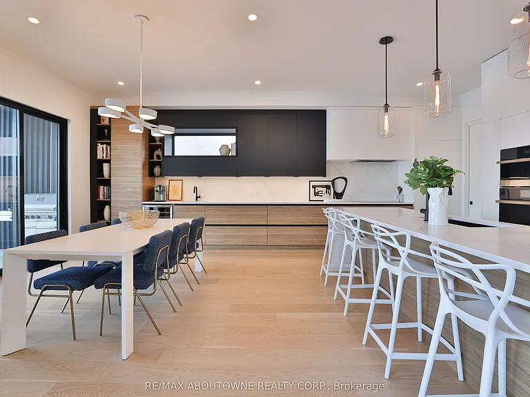 70 Upper Mount Albion Rd — Photo 14