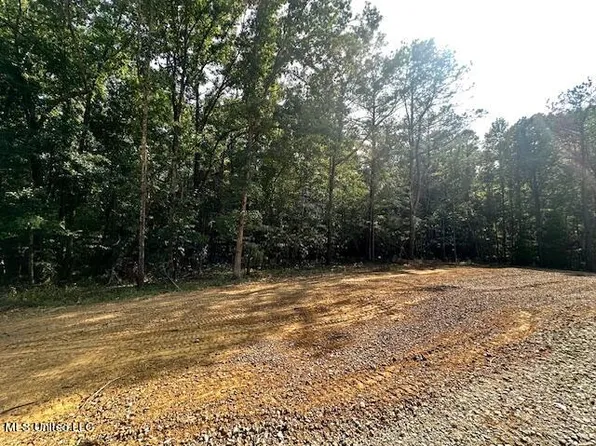 13999 Davenport Rd #3, Byhalia, MS 38611