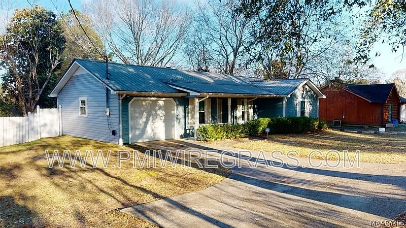 3 bed, 2.0 bath, 1180 sqft, $1,550 — Photo 3