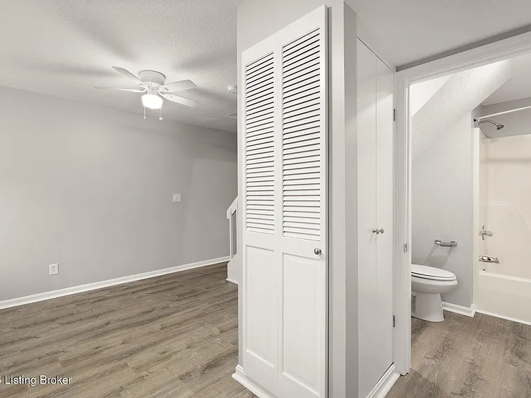3509 Tabor Ct #7 — Photo 12