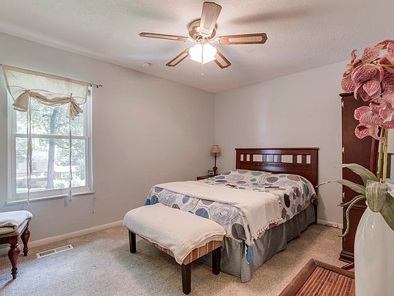 5th image of 6609 Rock Bridge Ln