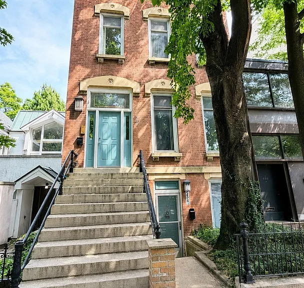 534 W Dickens Ave #2 — Photo 1