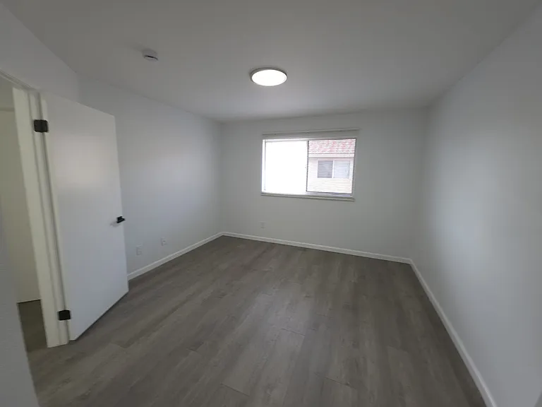 1642 Gardenia Ct #D — Photo 22