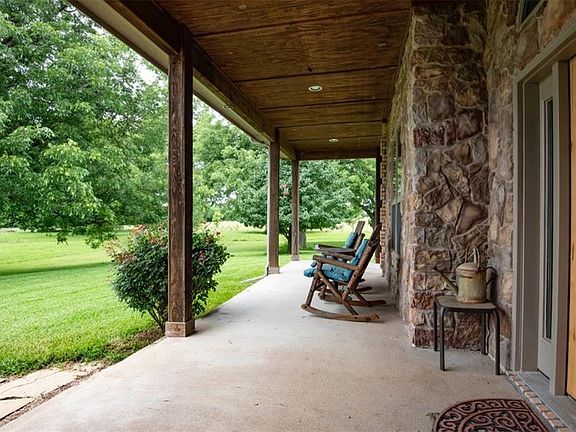 2nd image of 1522 County Road 4719