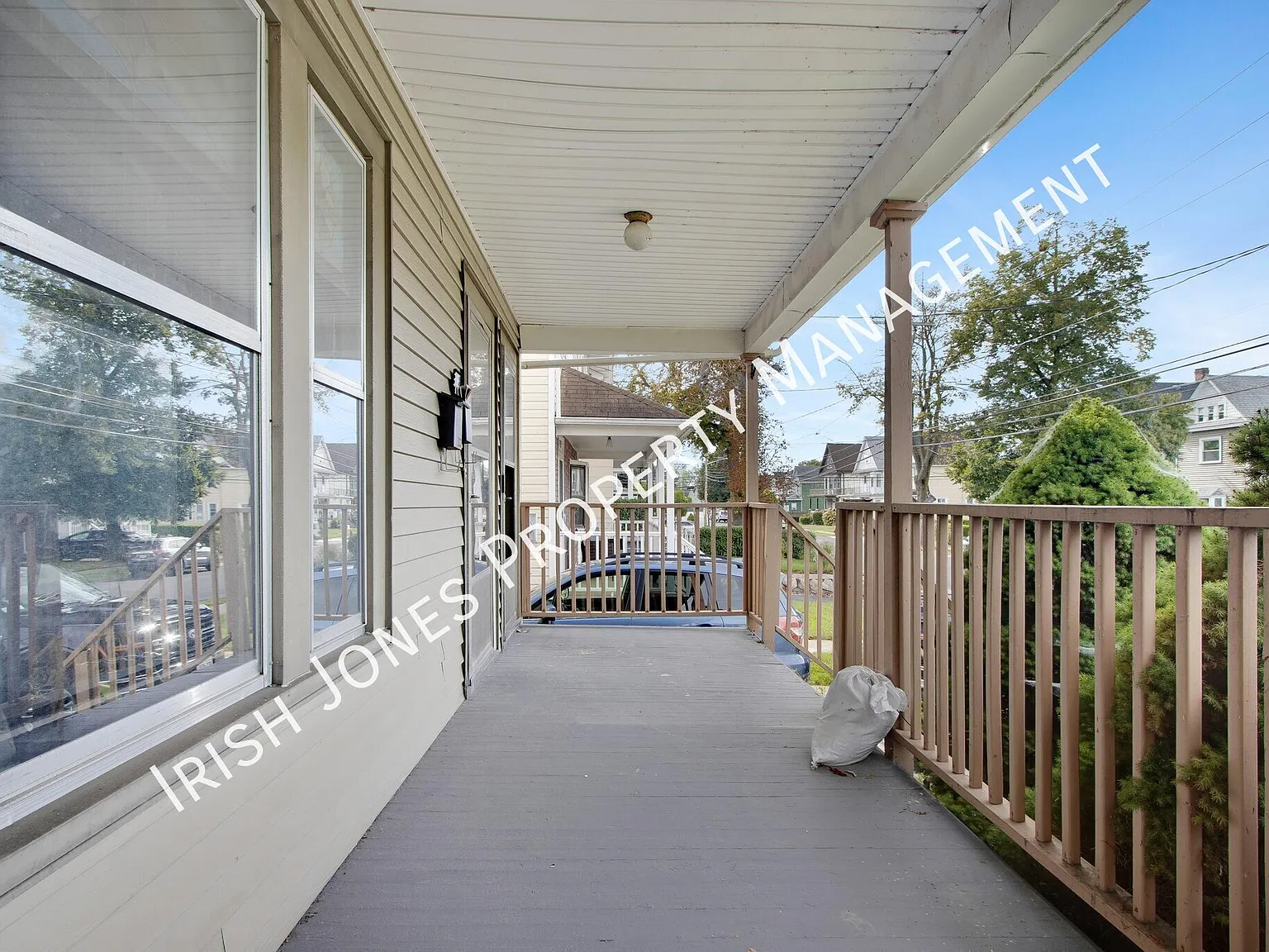 3 bed, 1334 sqft, $1,200 — Photo 2